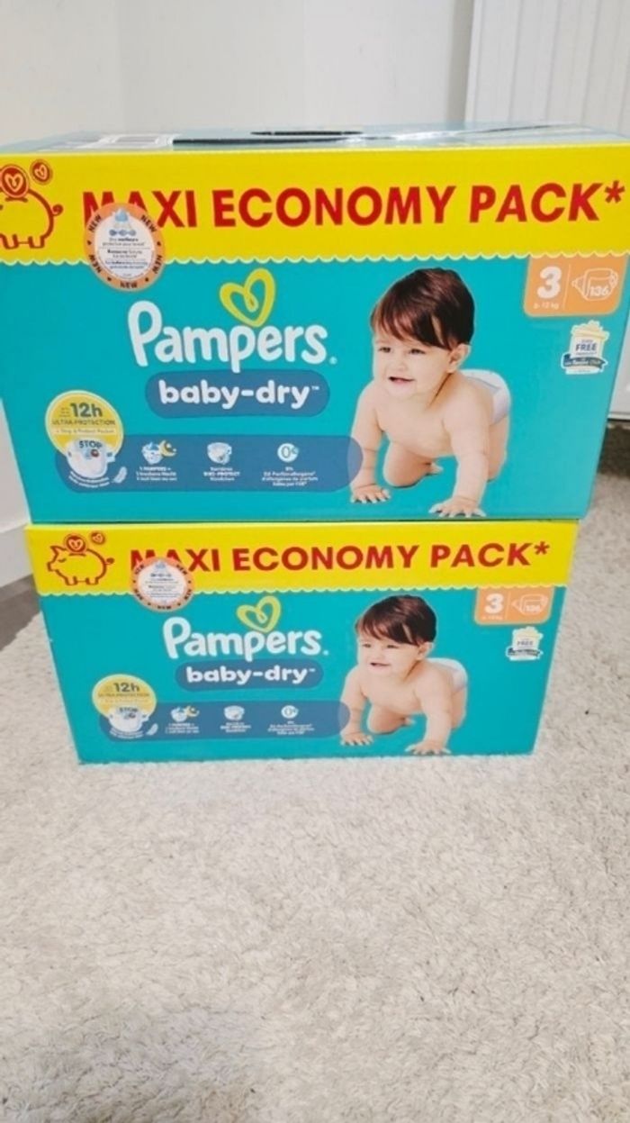 2× Couches Pampers  Taille 3 MAXI PACK  ×272