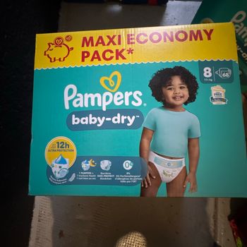 Pampers couché economy pack taille8