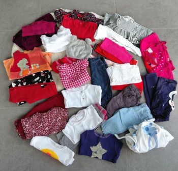 Lot de vêtements fille 9 mois