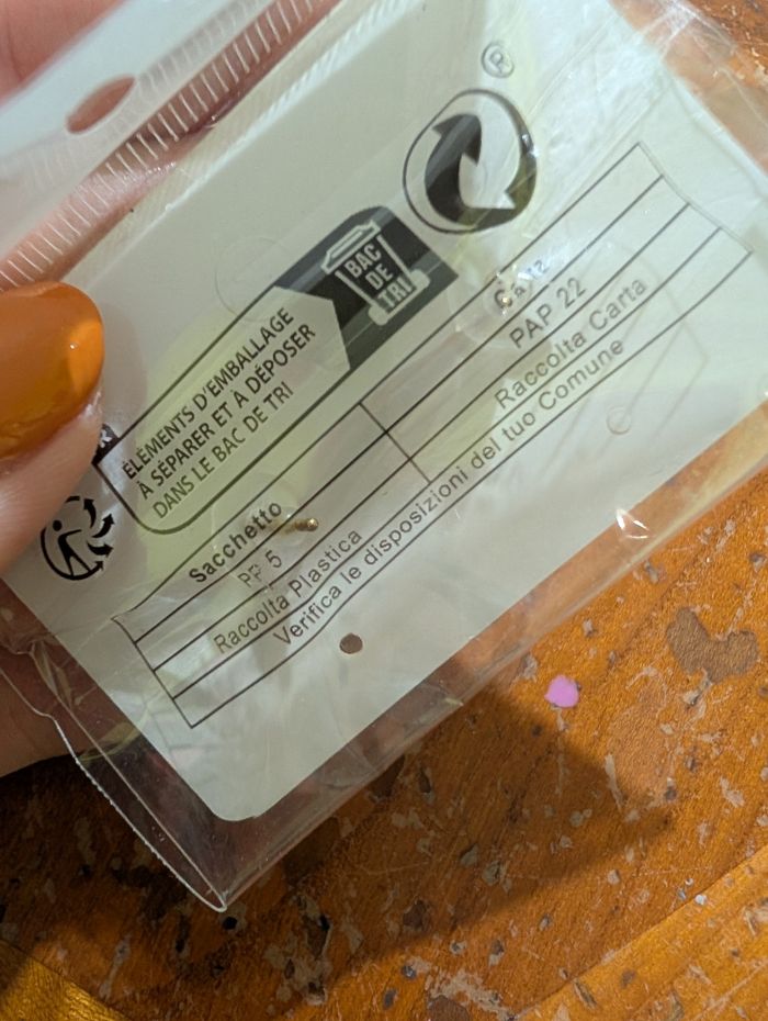 Boucles d'oreilles coeur argenté et rose neuves - photo numéro 2