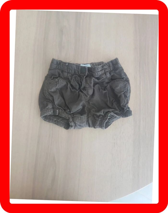 Short taille 6 mois
