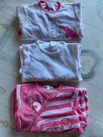 Lot pyjamas 1 pièce