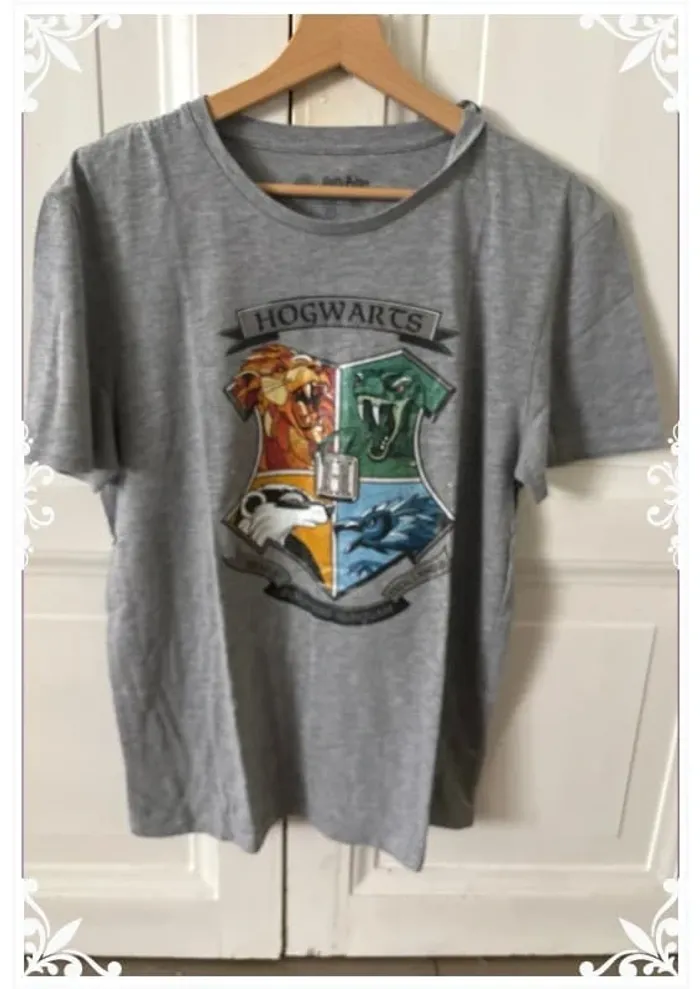 T-shirt gris Harry Potter - blason Poudlard - Taille L - photo numéro 2