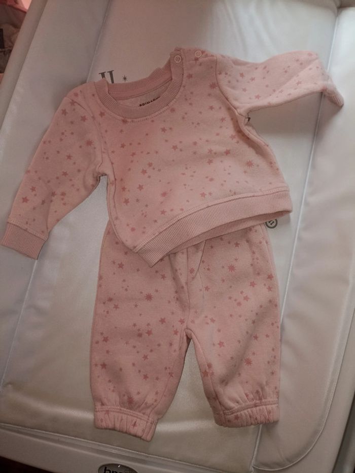 Ensemble jogging Primark 0/3 mois
