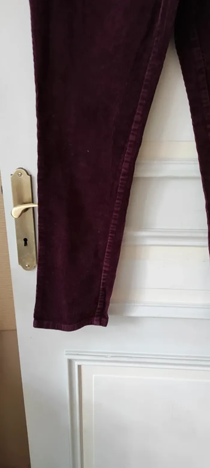 💐Pantalon velours - Couleur & prix - taille 48 - Très bon état 💐 - photo numéro 3