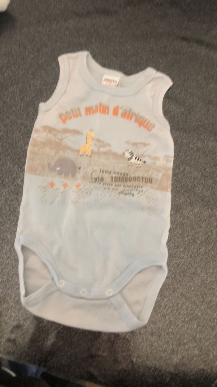 Lot 12 mois - photo numéro 9