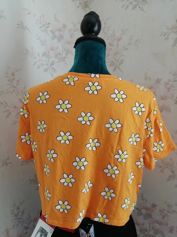 Tee-shirt crop top orange motifs fleurs / terranova / (M) - photo numéro 2
