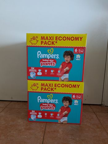 148 couches Pampers pants taille 6