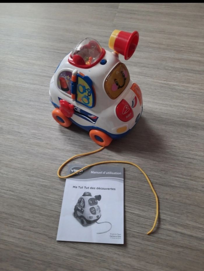 Voiture de police à tirer