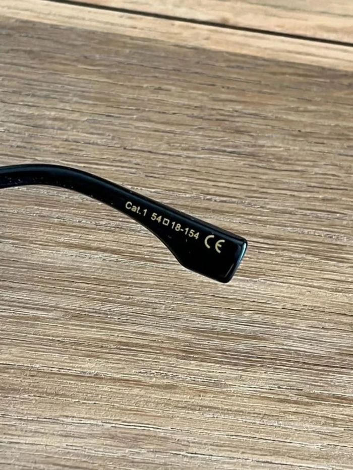 Paire de lunettes de soleil/lunettes teintées originales - photo numéro 5