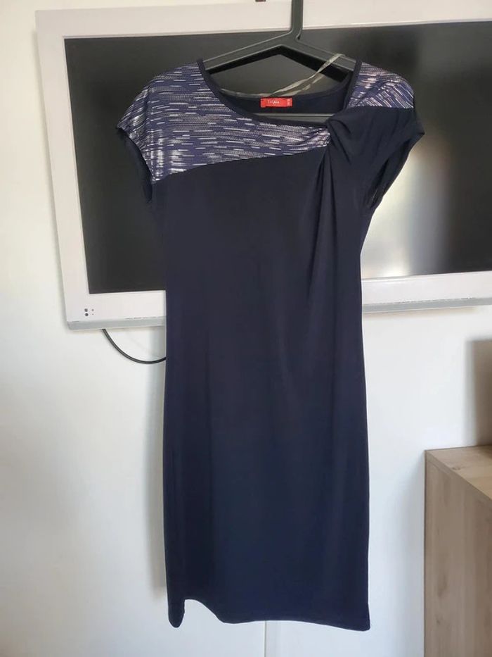 Robe 34/36 tissaia toute neuve