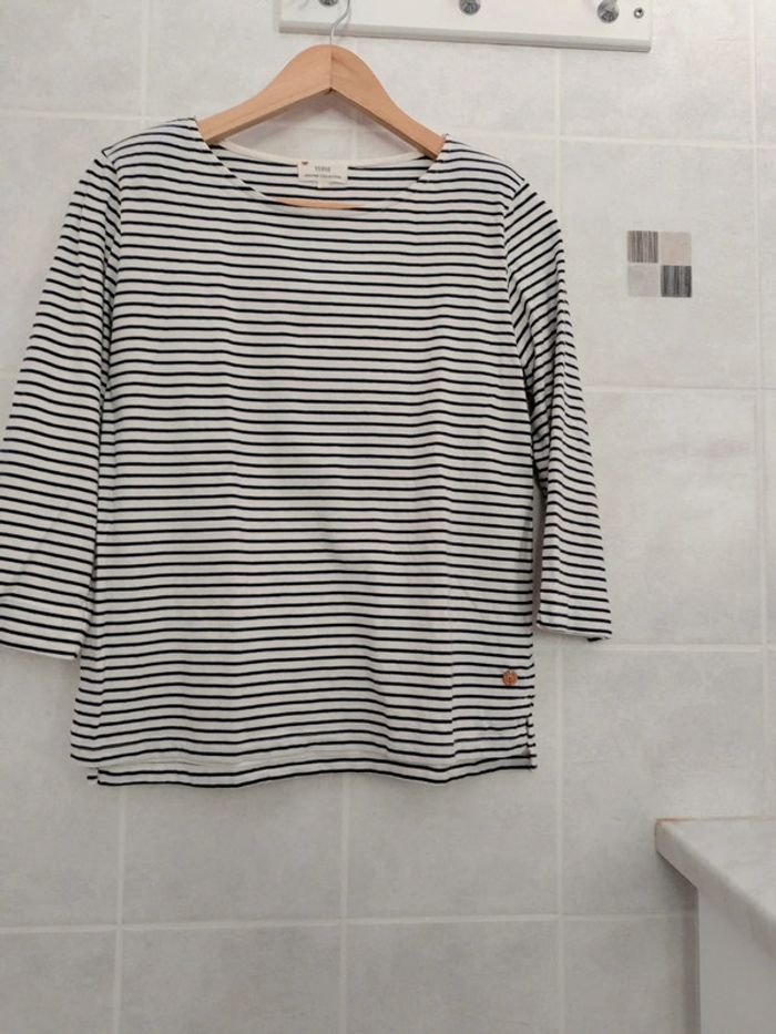 Marinière Yerse taille S comme neuve - photo numéro 2