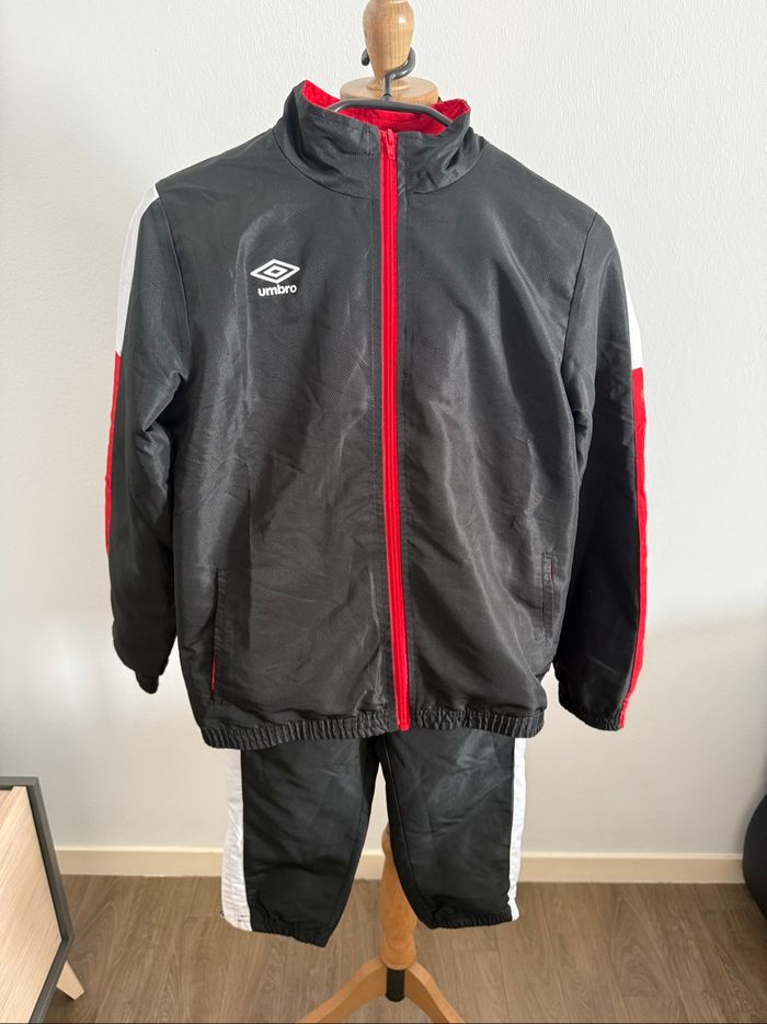 Ensemble umbro