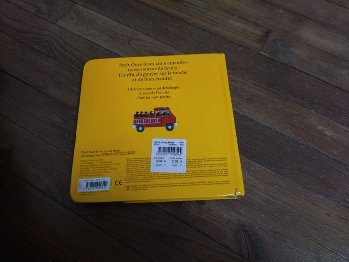 Livre musical petit ours brun - photo numéro 3