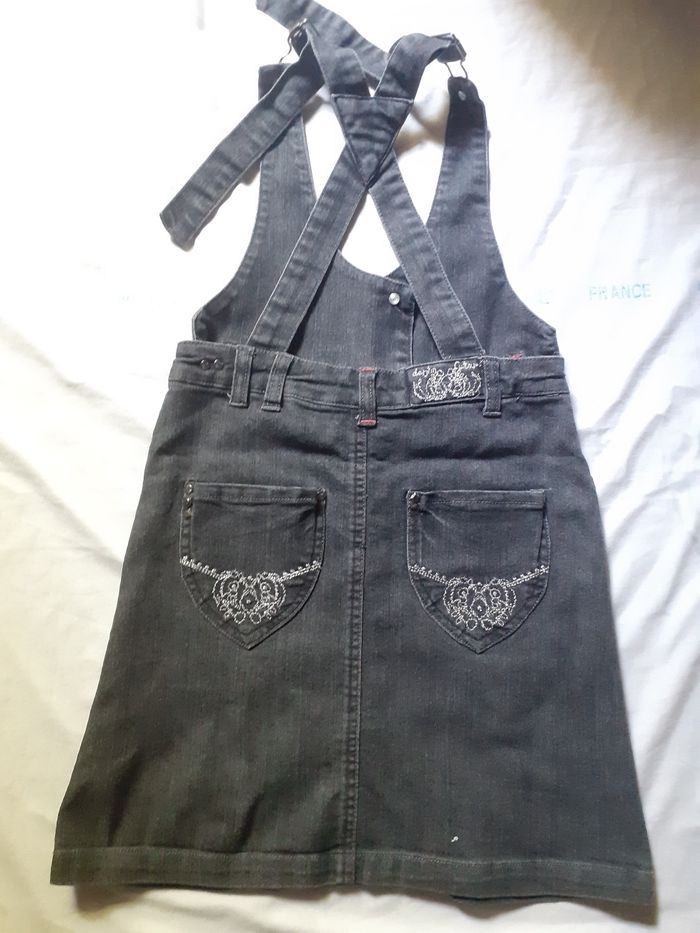 Robe salopette en jean noire - photo numéro 5