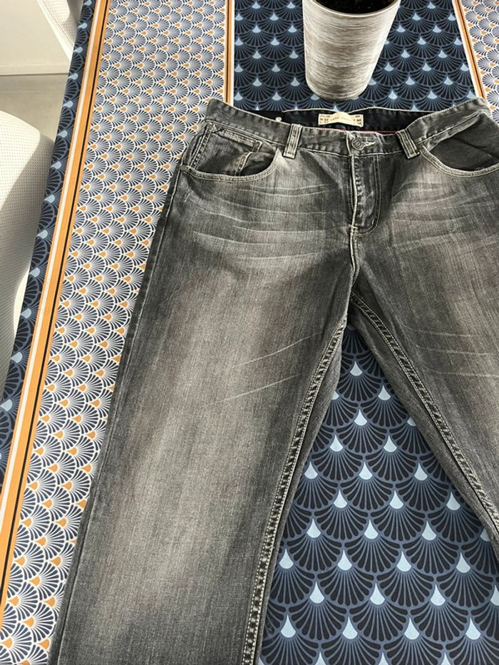 Jean homme noir taille 44 - photo numéro 2