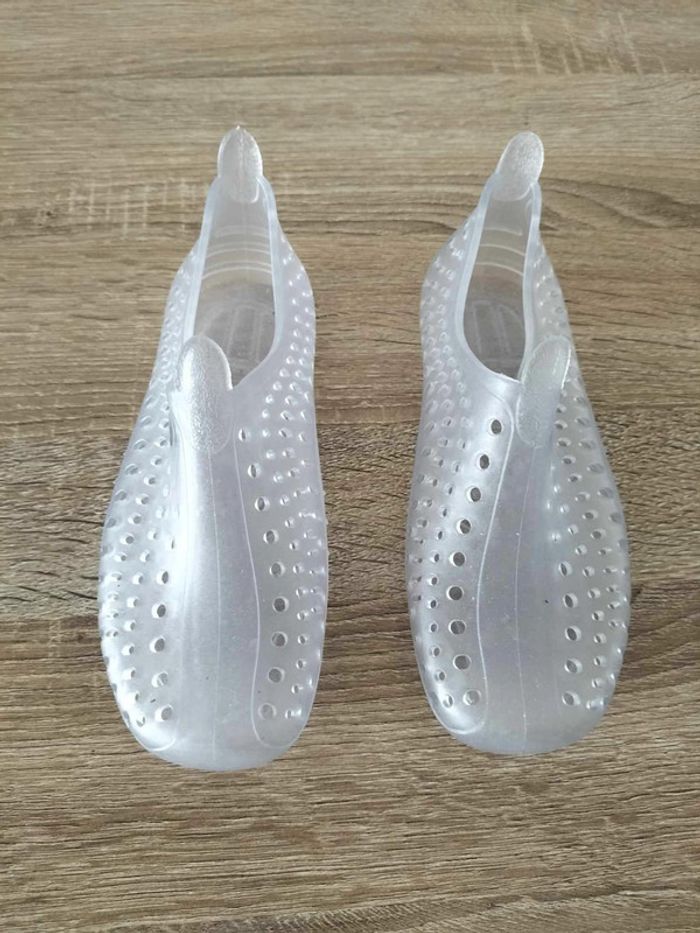 Chaussures en vinyle - Chaussons aquatique NEUVE