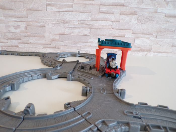 Circuit de train Thomas et ses amis (89) - photo numéro 5