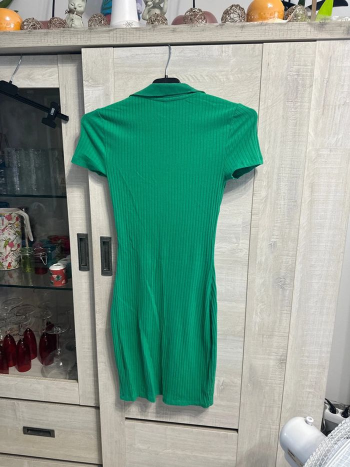 Robe verte taille XS - photo numéro 2