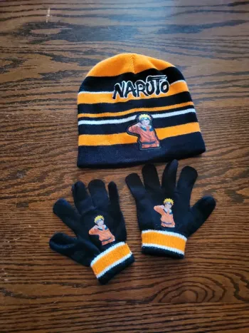 Lot bonnet et gant naruto