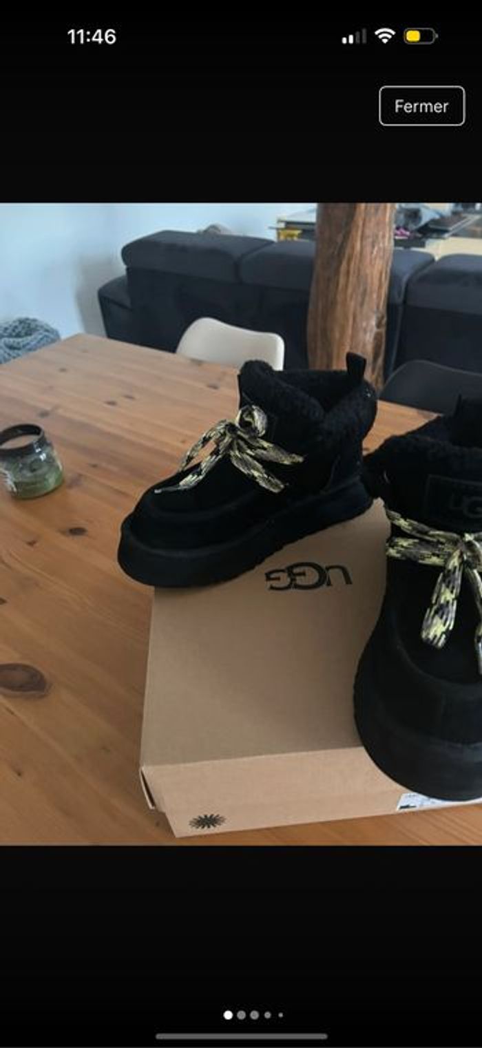 Boots noir marque Ugg pointure 38 - photo numéro 2