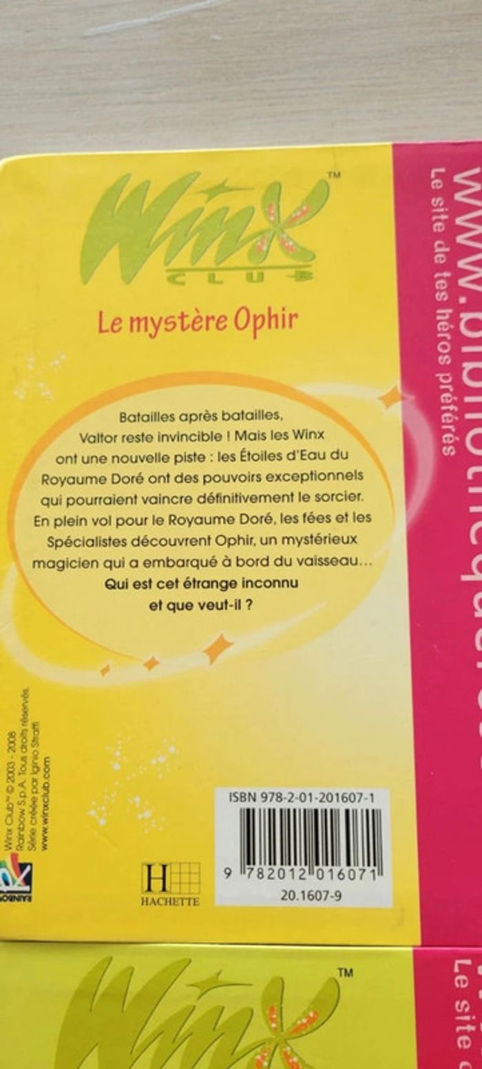 Lot livres WINX - photo numéro 5