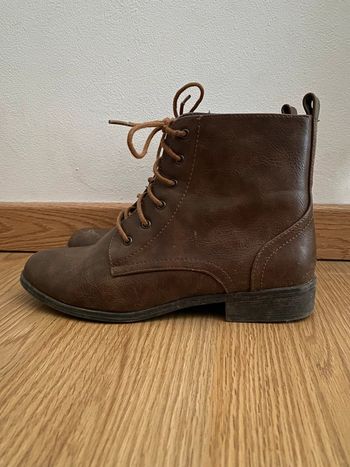 Botinne en cuir