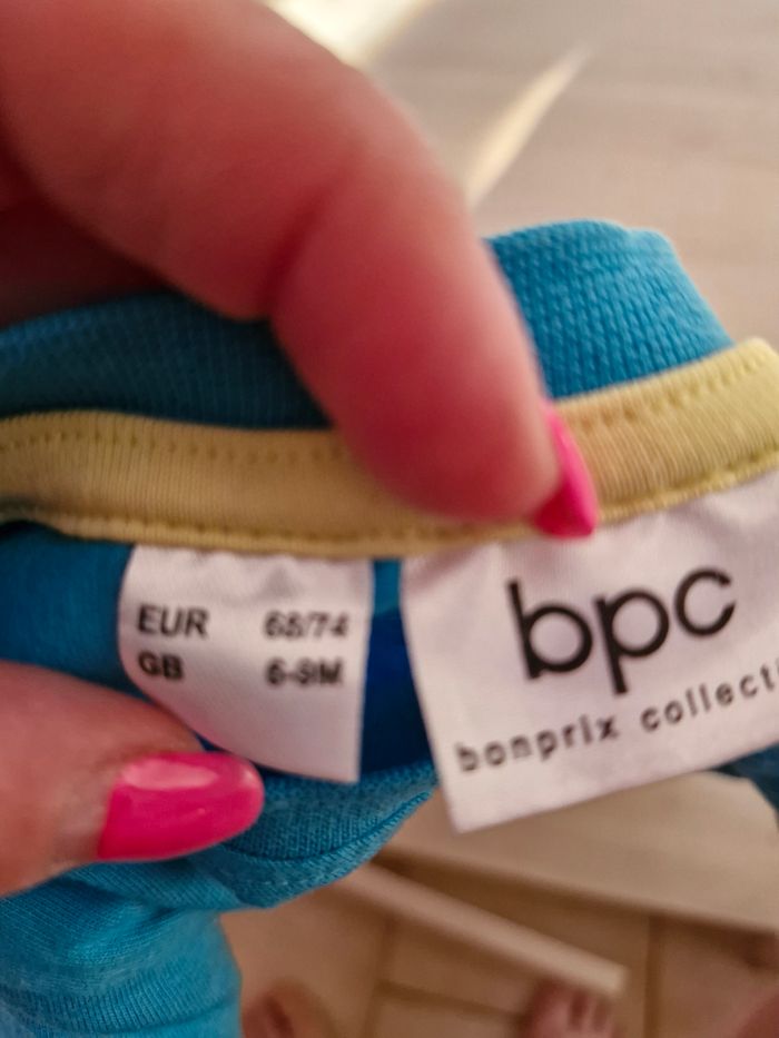 T-shirt taille 68/74 - photo numéro 3