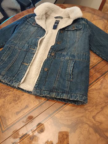 veste en jean GAP taille 10 ans
