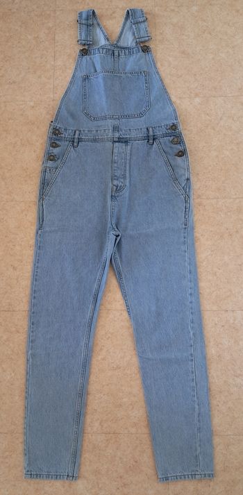 Salopette  neuve en jean de marque BIZZBEE
