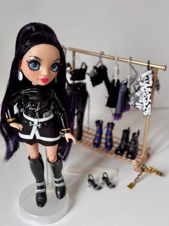 Ainsley Rainbow High