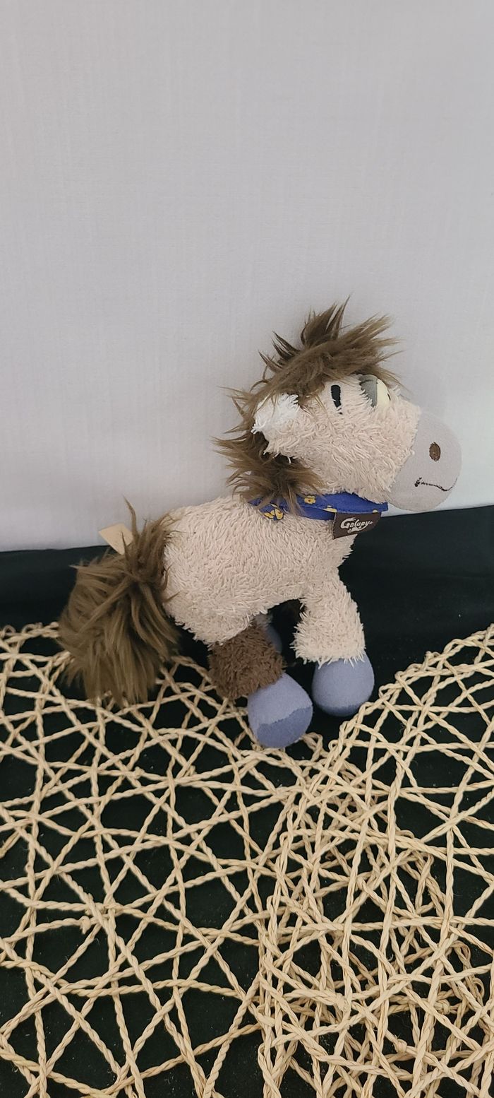 Doudou cheval Galupy foulard bleu fleurs DIDDL