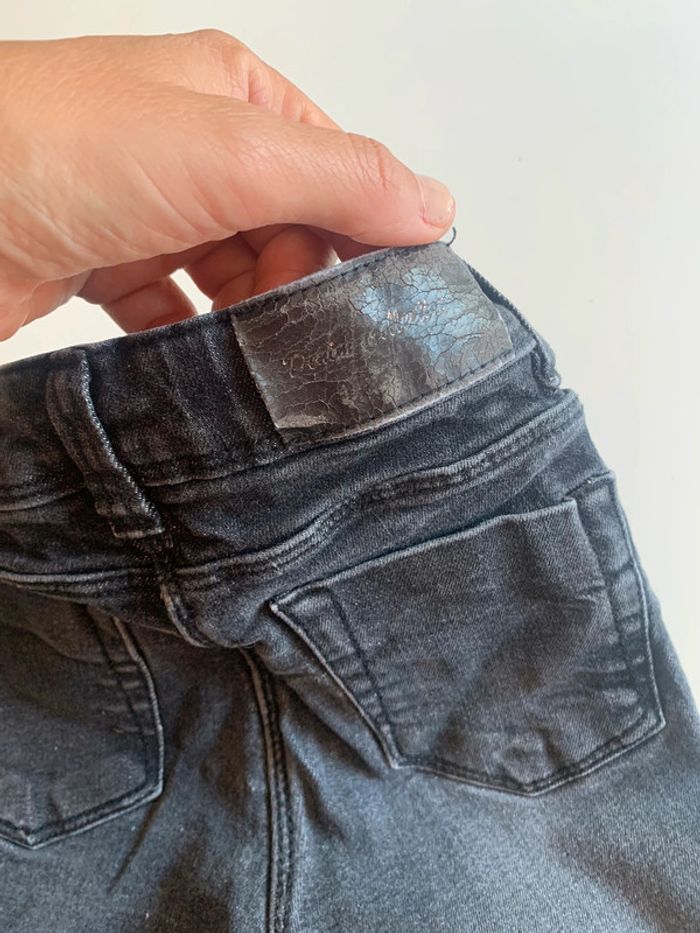 Jean noir - photo numéro 6