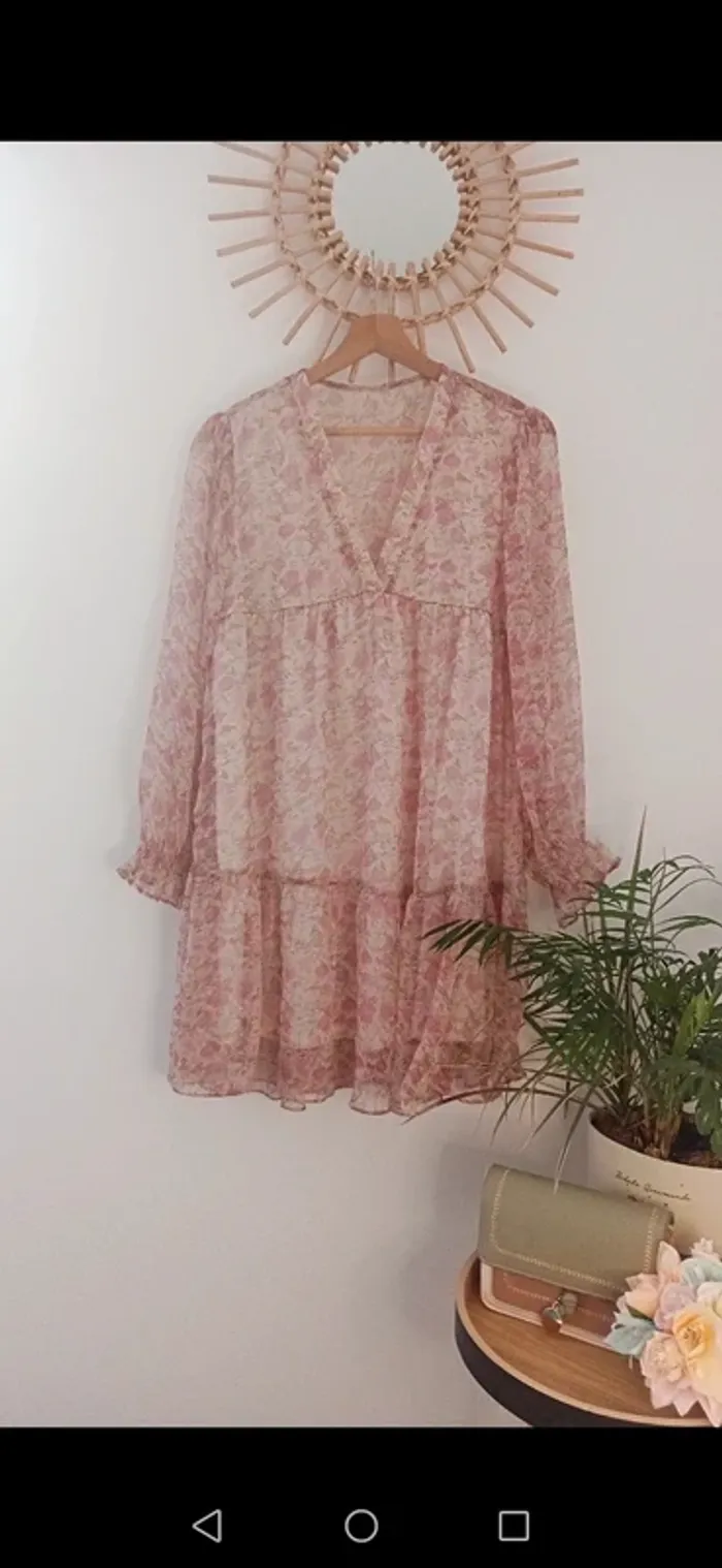 Robe légère fleurie, volant - photo numéro 3