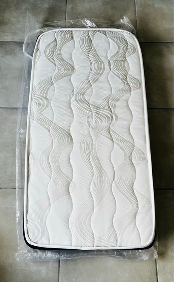 Parfait état - Matelas bébé 60x120cm hauteur 11cm Dormissimo