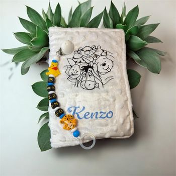 Protège carnet de santé et  attache tétine Winnie l’ourson