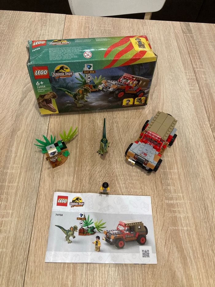 Lego 76958 Jurassic Park - photo numéro 2