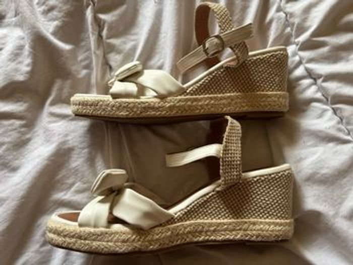 👡 Sandales compensées 👡 - photo numéro 3