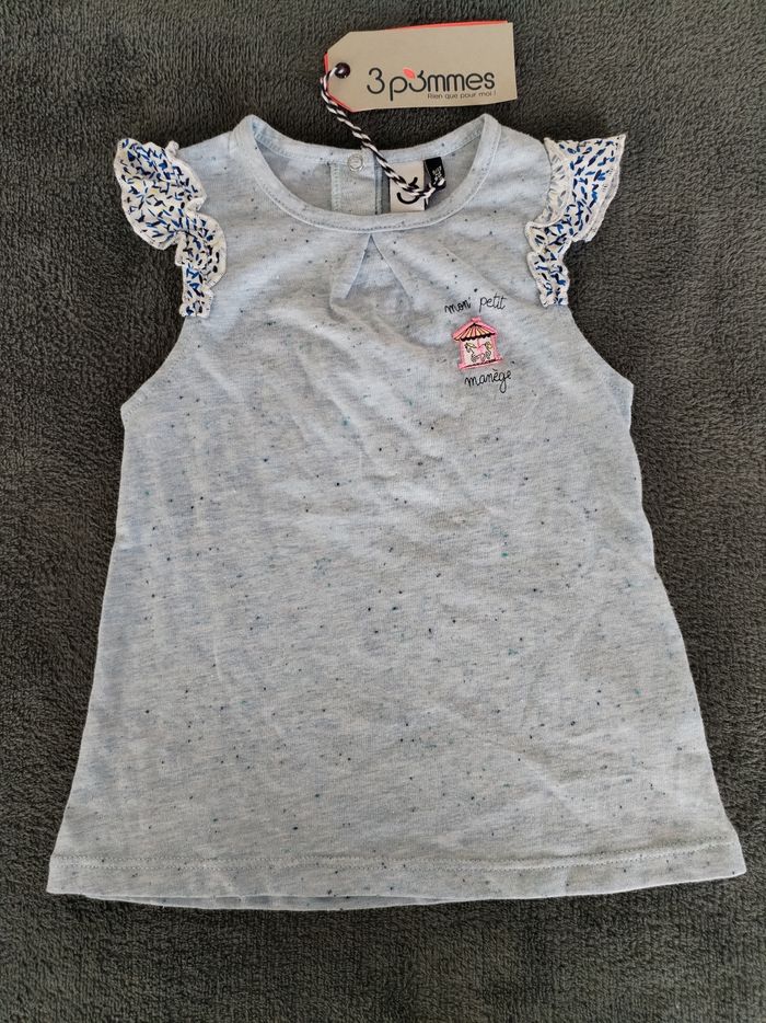 Tee-shirt 9-12 mois 3 pommes neuf