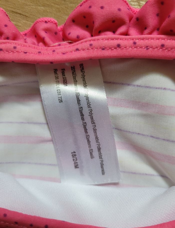 Maillot de bain 18/24 mois - photo numéro 4