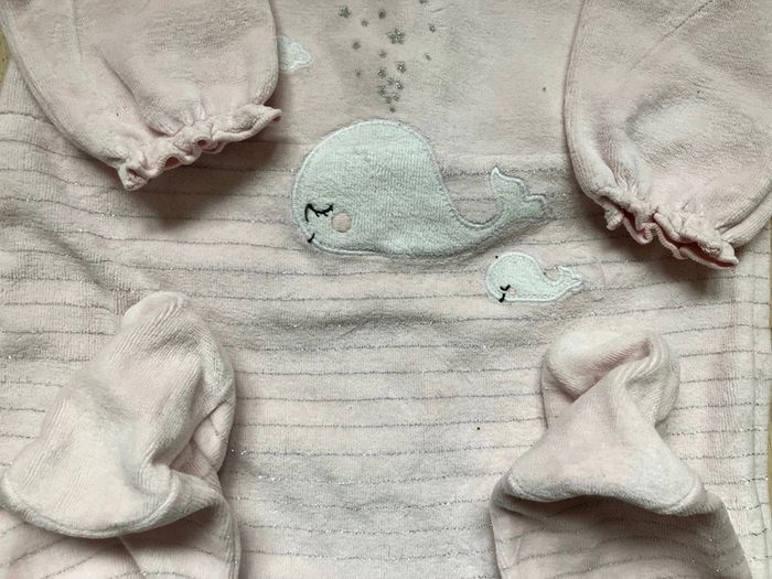 Lot de 3 pyjamas/grenouillère en velours 6mois - photo numéro 13