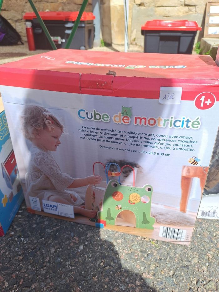 Cube de motricité