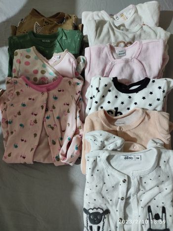 Lot de pyjamas