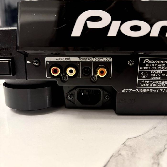 Platine vinyle numérique multi-lecteur DJ Pioneer CDJ-2000nexus Pro en parfait état - photo numéro 4
