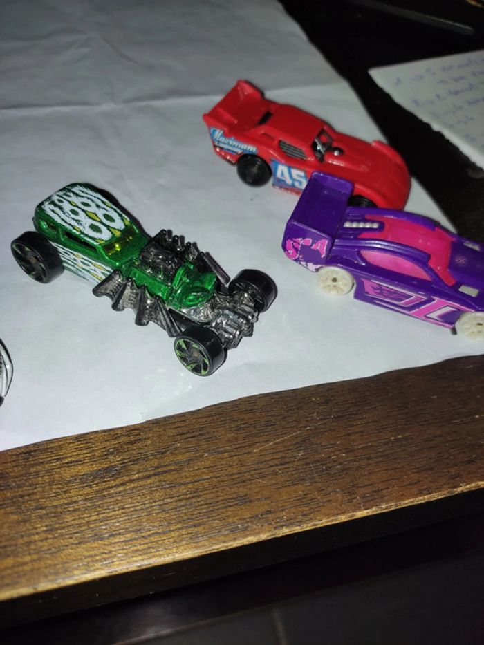 Lot de 4 petites voitures - photo numéro 2