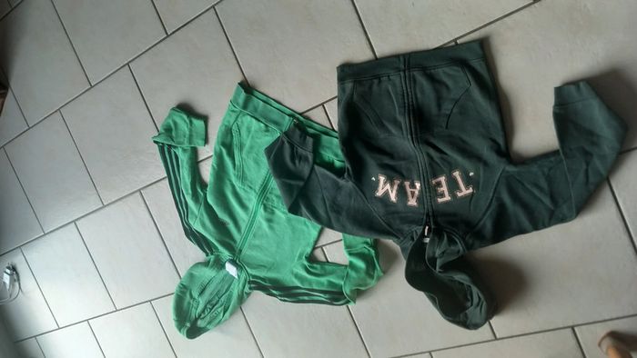 Lot de 6 pièces sport fille 8 ans - photo numéro 7