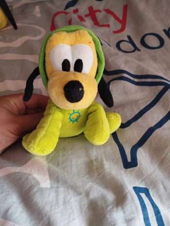 Peluche bébé Pluto