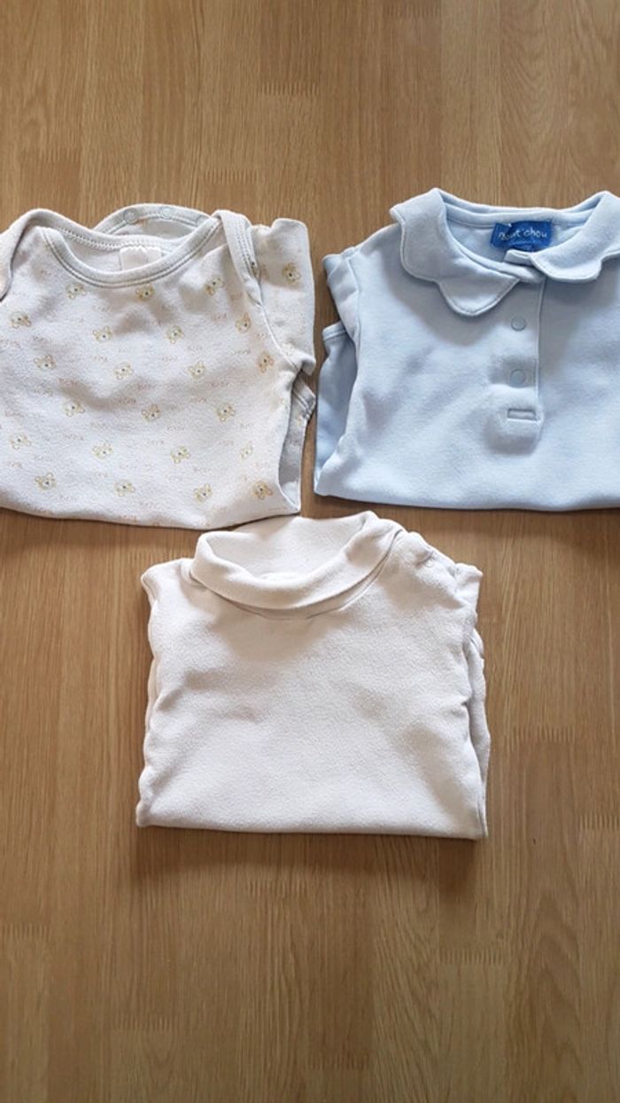 Lot de 3 bodies 1 an