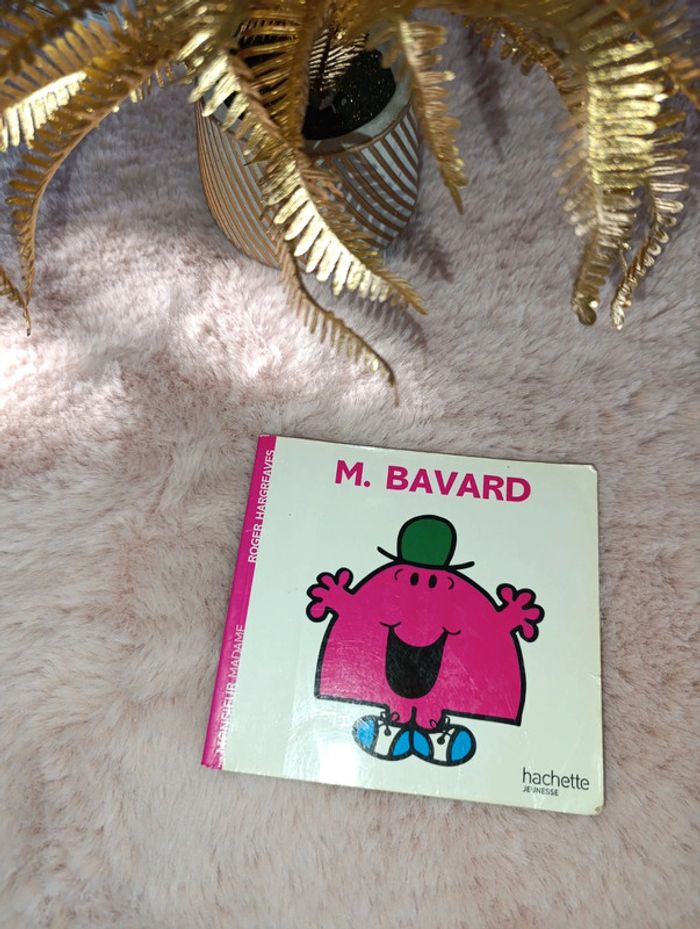 Livre monsieur madame. M.bavard