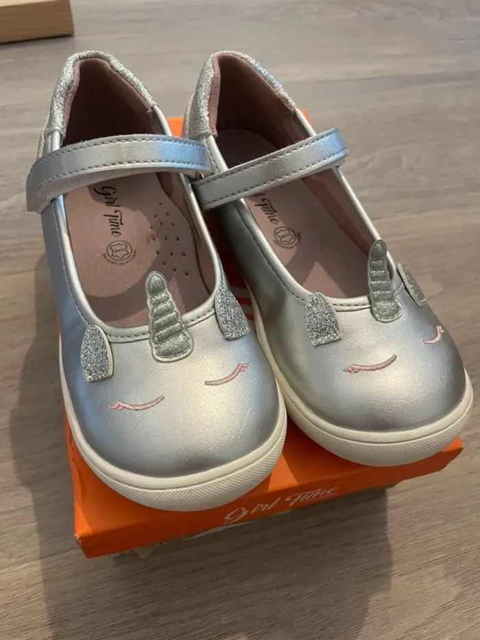 Chaussures fille 30 Licornes Argent